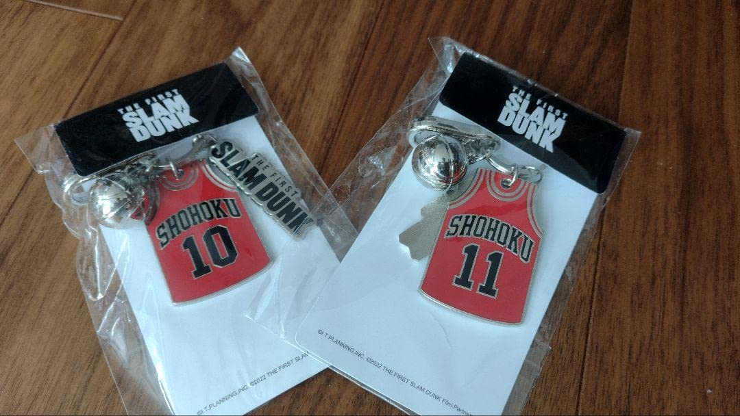 Amazon.co.jp: スラムダンク ユニフォーム キーホルダー 台湾10,11番